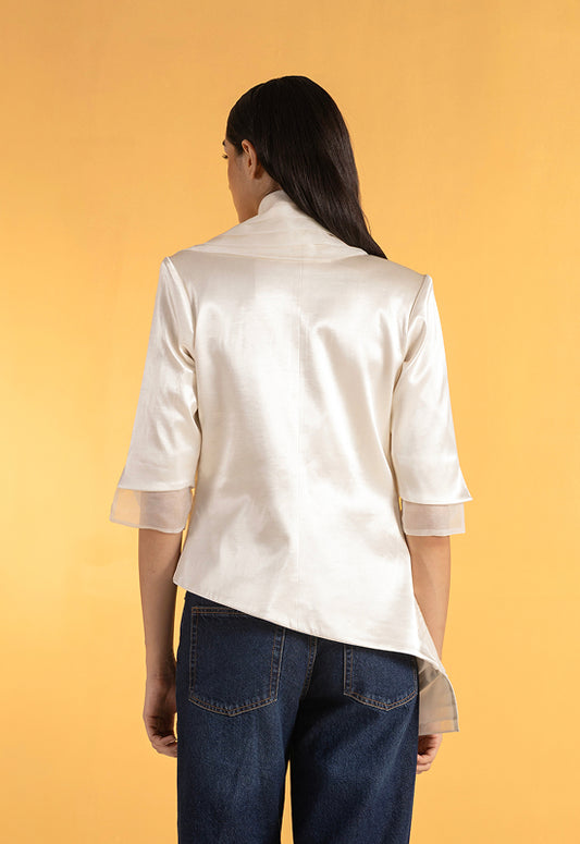 The Ivory Unfold