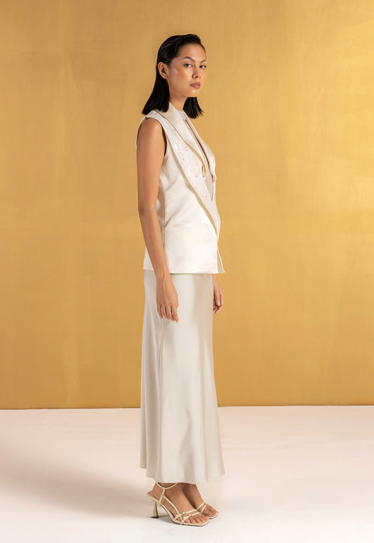 The Petal Lapel